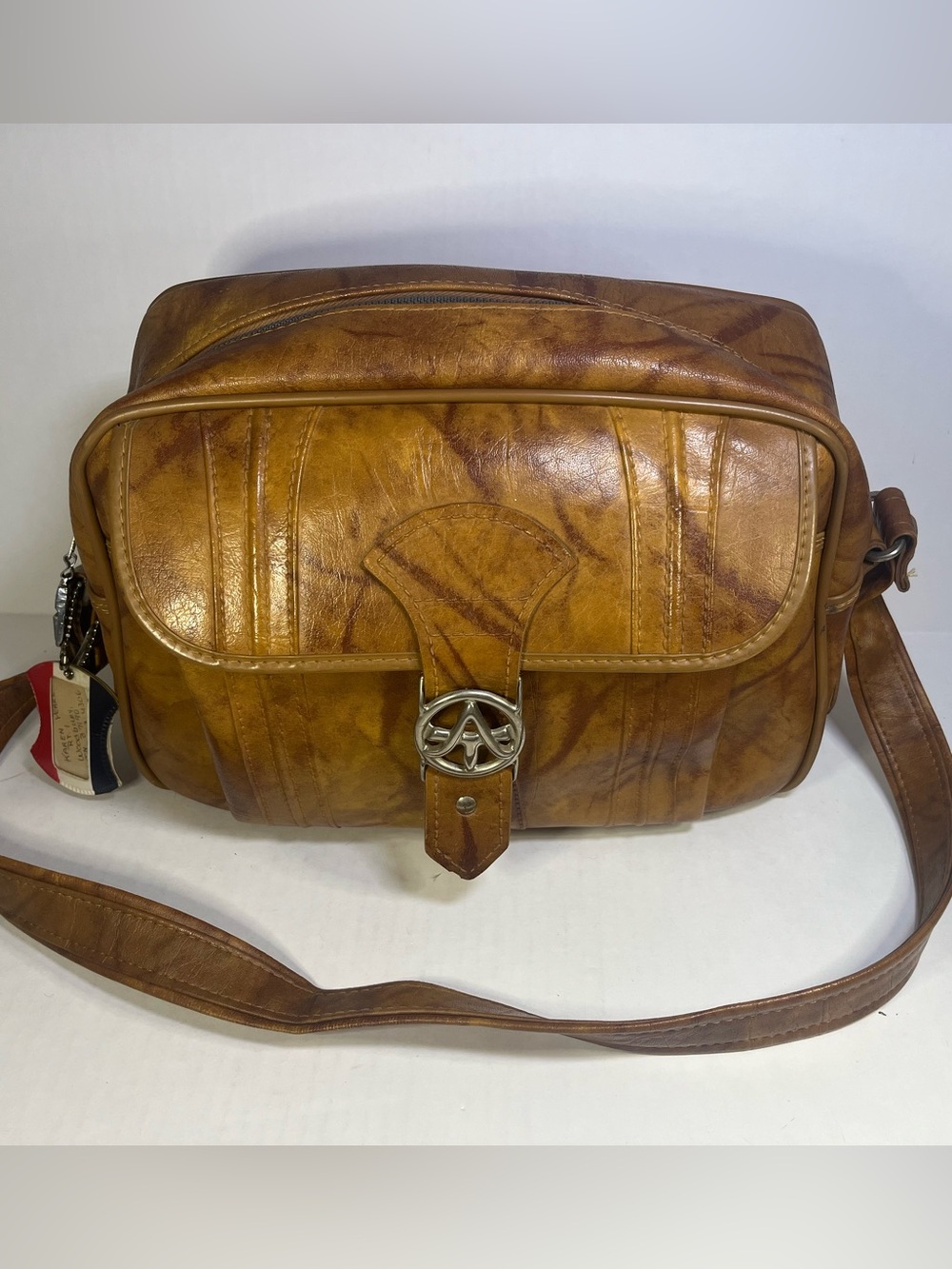 Vintage 1970s American Tourister Tan Leather Travel Bag